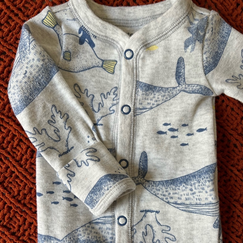 Carter’s NB Ocean Whale Pajamas Gender Neutral - worn once